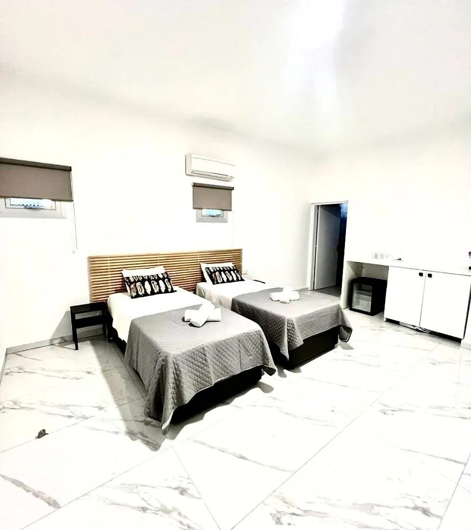 아이아 나파 Napa Entry Apts 아파트 0*, 아이아 나파
